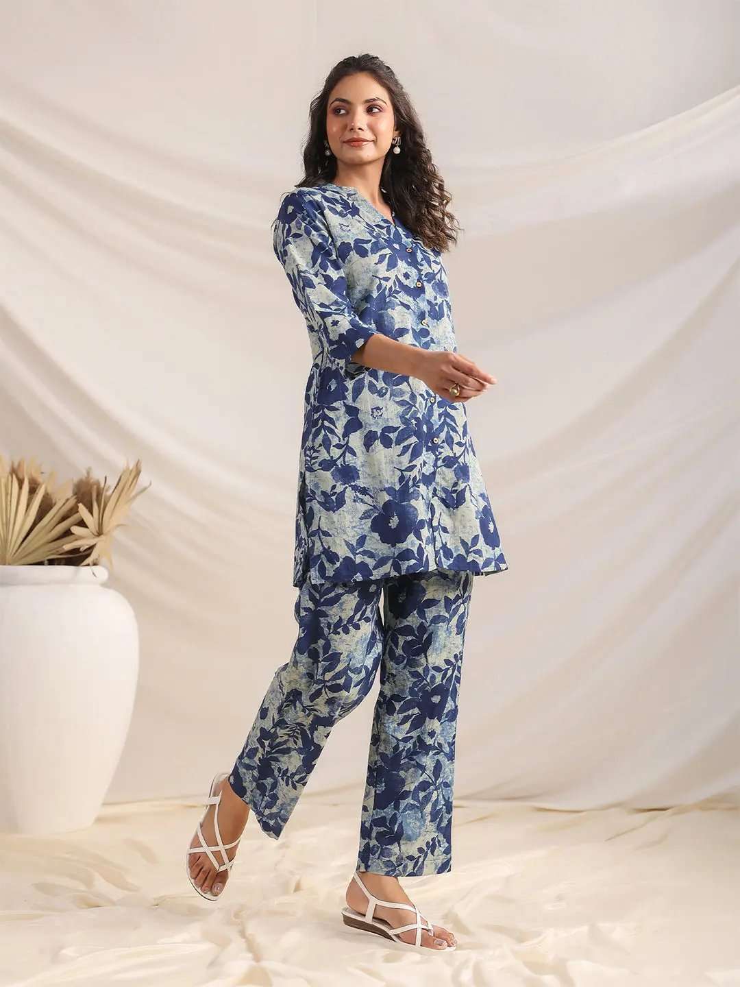 Floral indigo co-ord set for women – comfortable cotton outfit