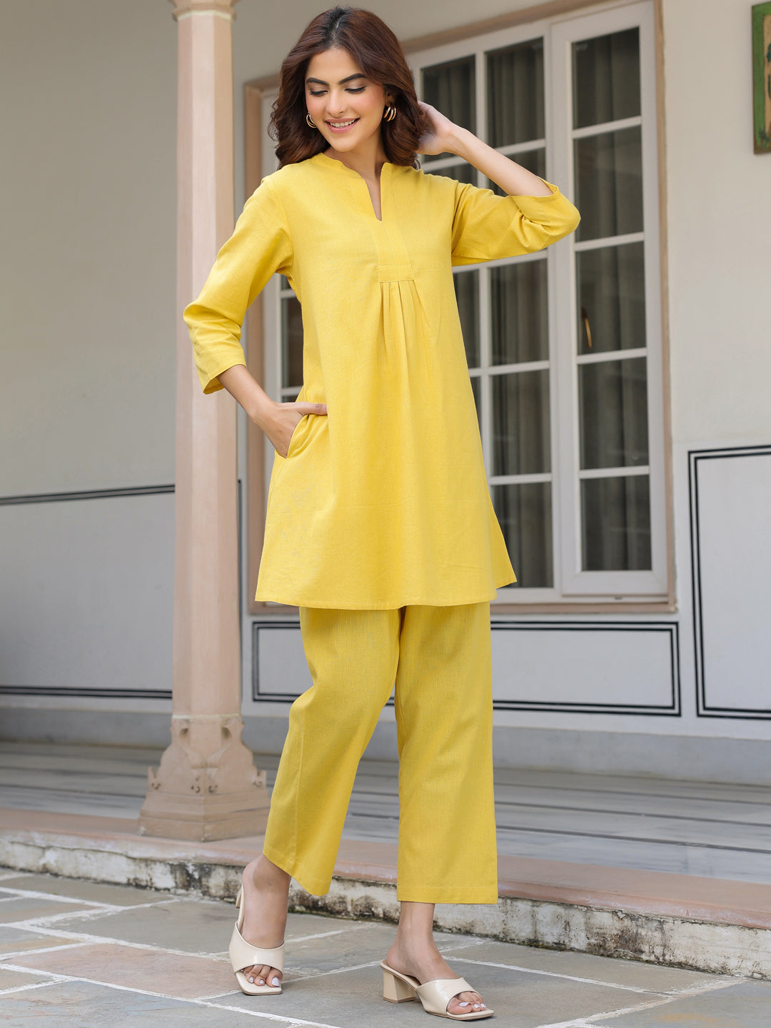 Comfortable cotton co-ord set for women – work and travel look