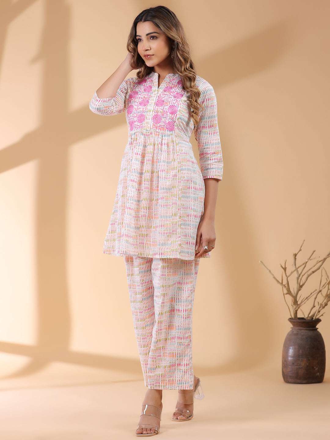 Straight-fit abstract pants co-ord set – relaxed style