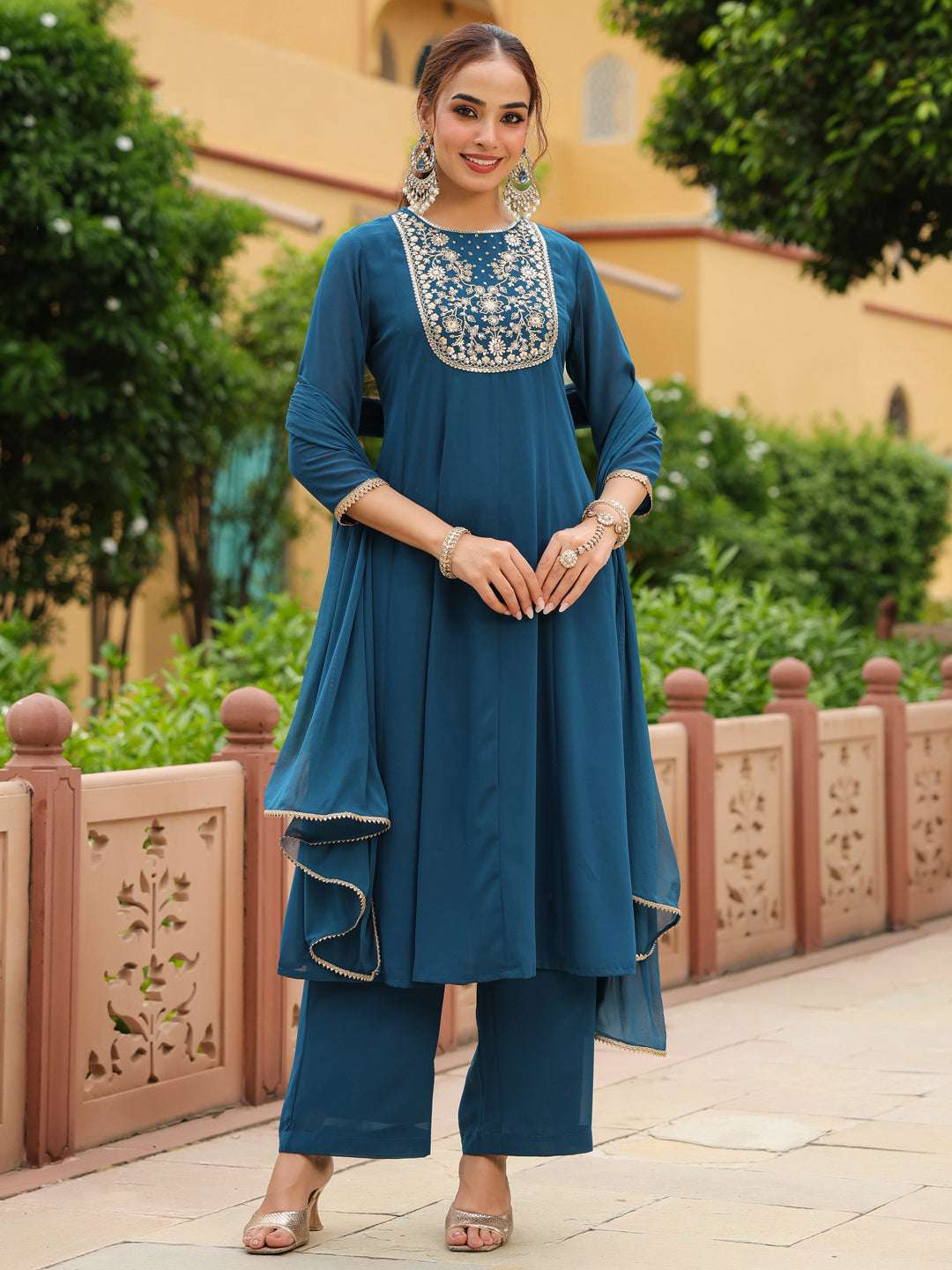 Veda Teal Georgette Anarkali Kurta Set Sajnaa