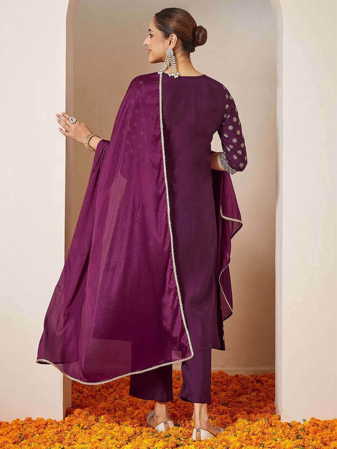 Vihana Wine Chanderi Silk Kurta Set Sajnaa