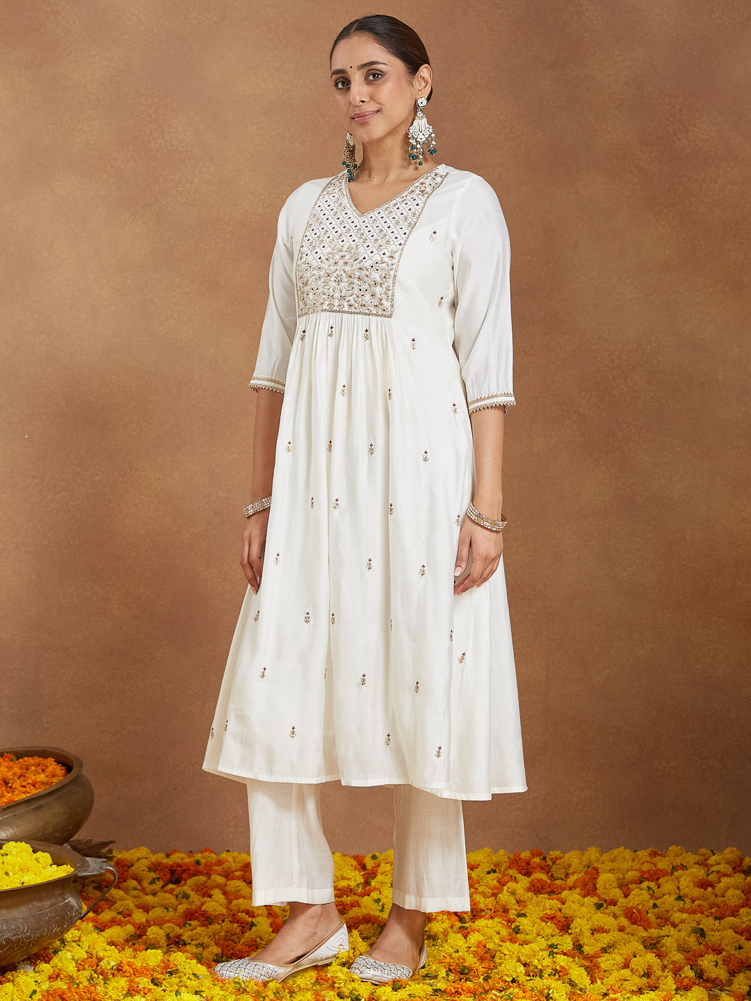 Anika Off-White Chanderi Kurta Set