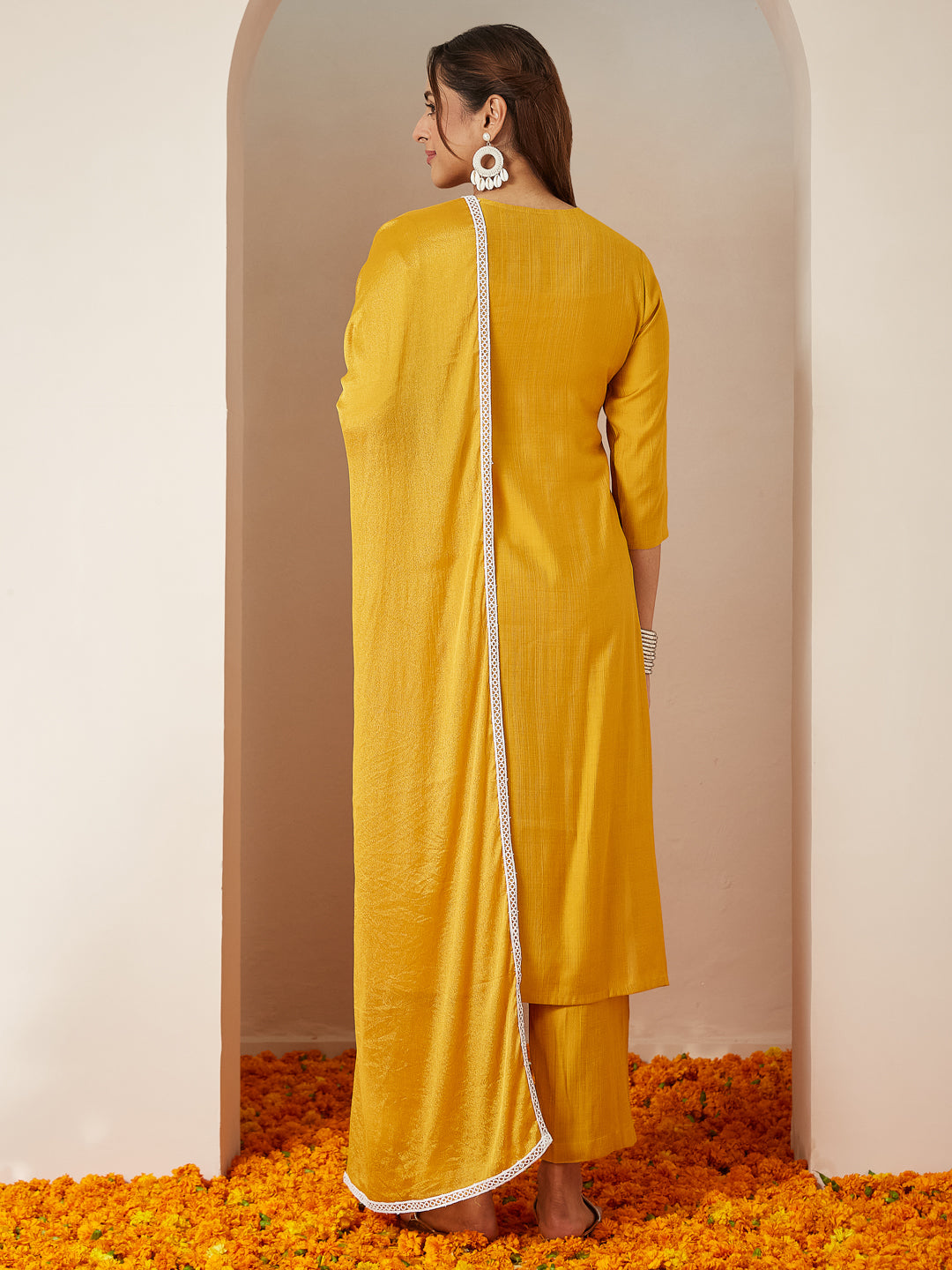 Iraani Mustard Silk Blend Embroidered Kurta Set