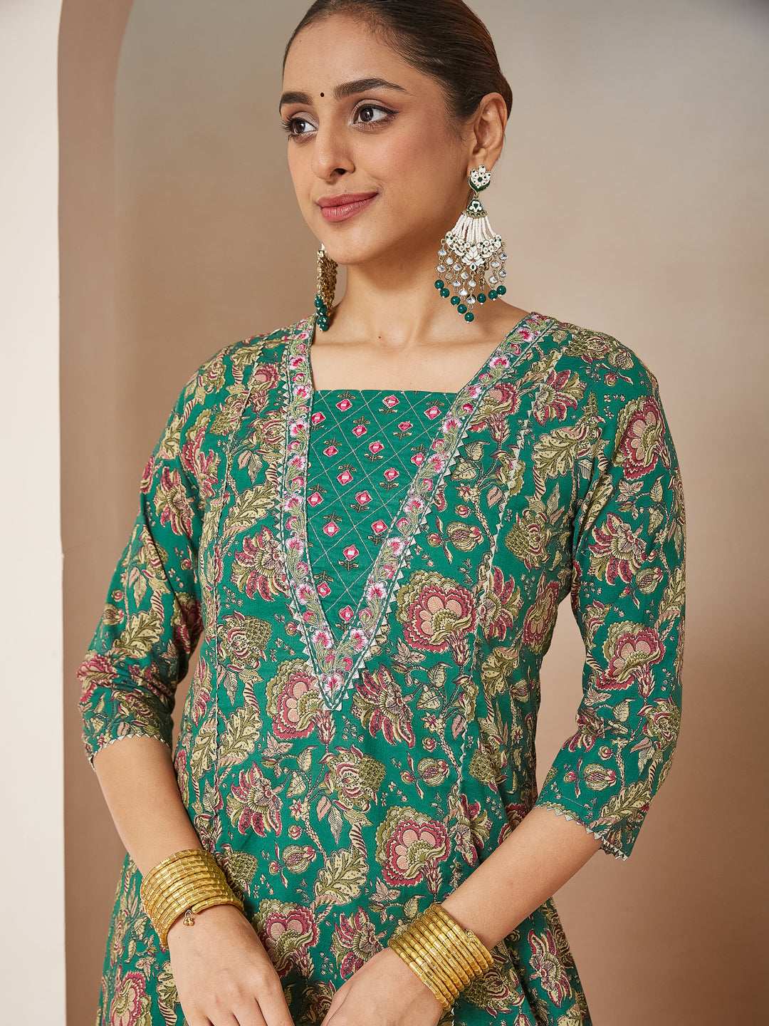 Green Cotton Floral Kurta Set Sajnaa