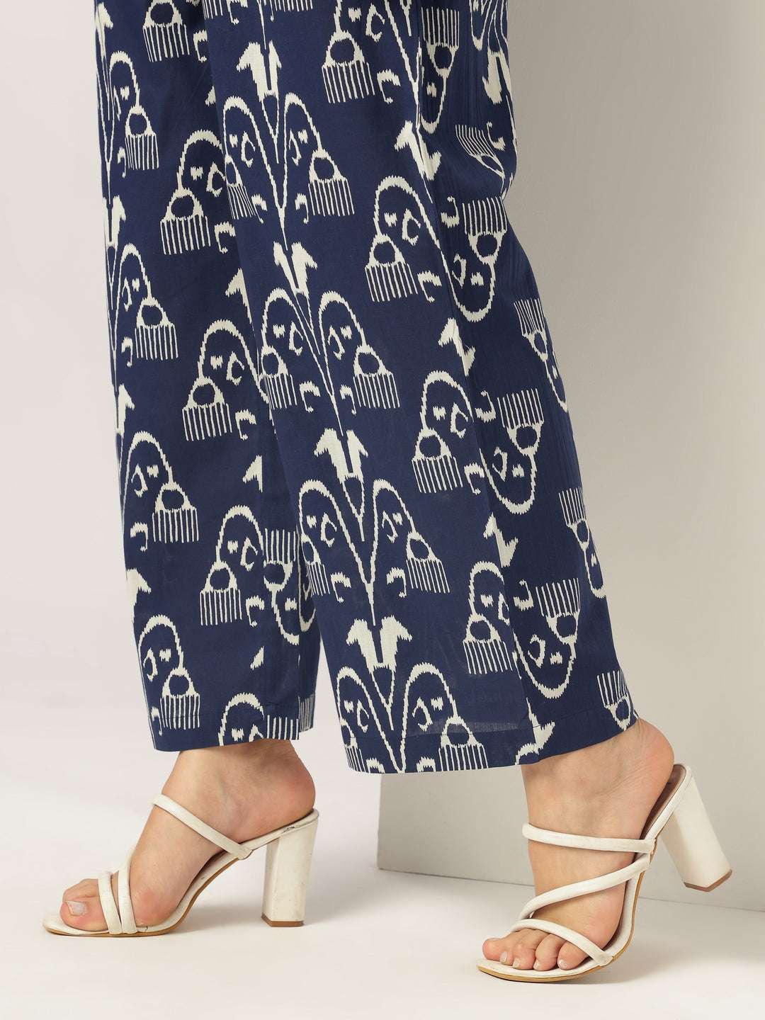 Lightweight cotton co-ord set for women – brunch or shopping day